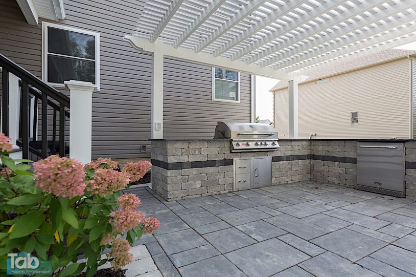 Paver Patios & Outdoor Living Spaces