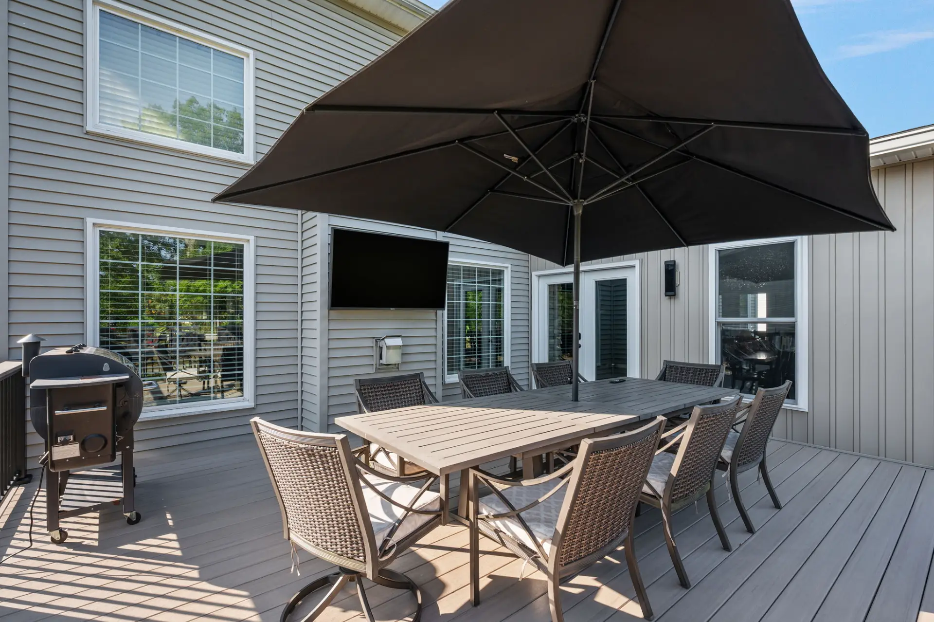 Three-Season Room and Paver Patio in Aurora, Ohio