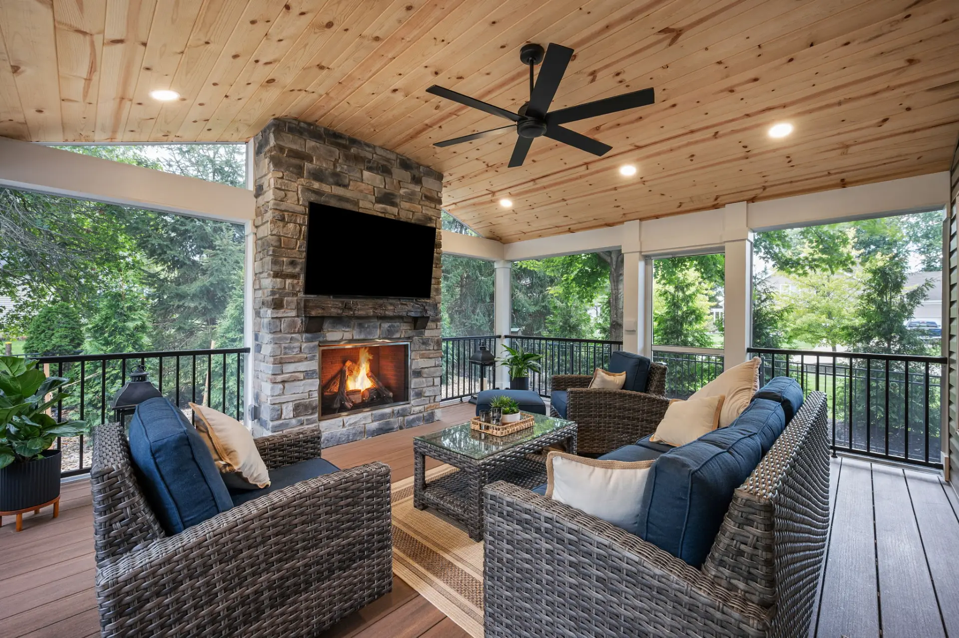 Screened Porch and Hot Tub Patio in Avon