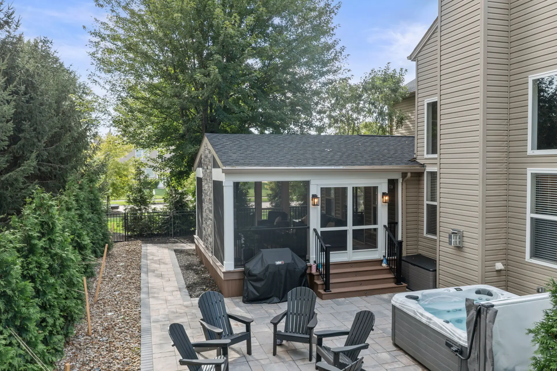 Screened Porch and Hot Tub Patio in Avon
