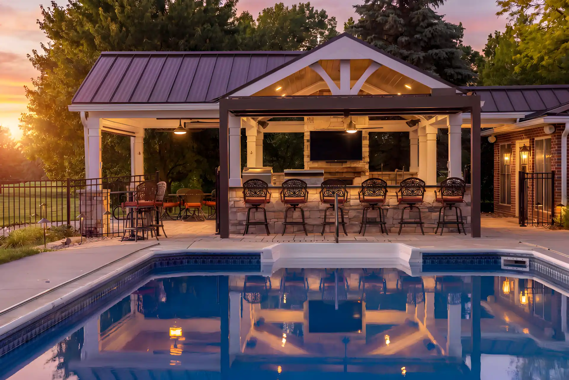 Poolside Pavilion and Outdoor Kitchen in Hinckley, Ohio